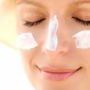 فواید استفاده از کرم ضد آفتاب برای پوست