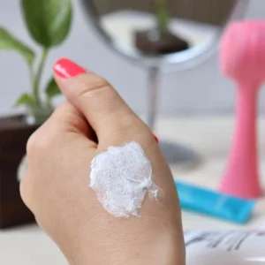 فوم شستشوی صورت شیرگاو ایمیجز(هایمز)