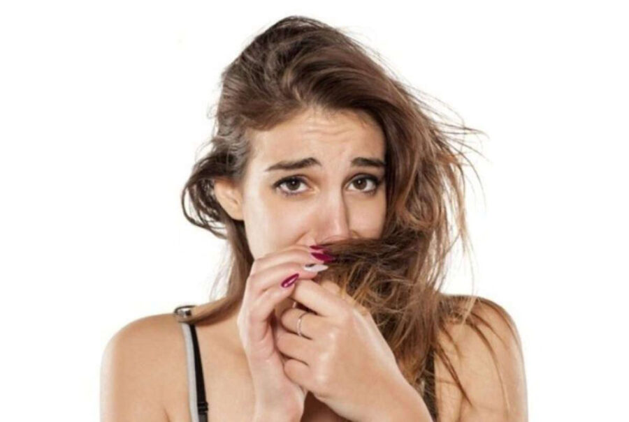 علت بوی بد مو های چیست