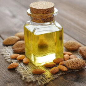 خواص روغن بادام تلخ برای پوست و مو