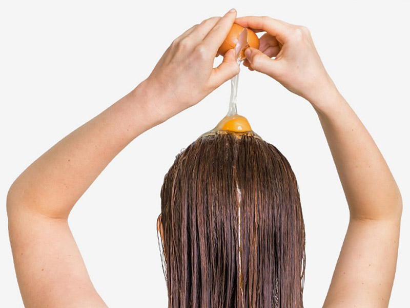خواص تخم مرغ برای مو و طرز استفاده از آن