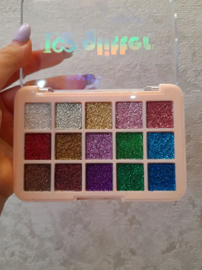 قیمت خرید سایه چشم گلیتری