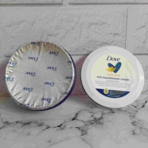 کرم مرطوب کننده کاسه ای DOVE آبی