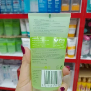 ژل شستشوی سیمپل چای سبز