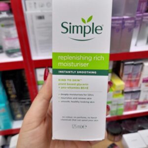 کرم مرطوب کننده ریچ سیمپل Simple Replenishing Rich Moisturiser حجم 125 میلی لیتر